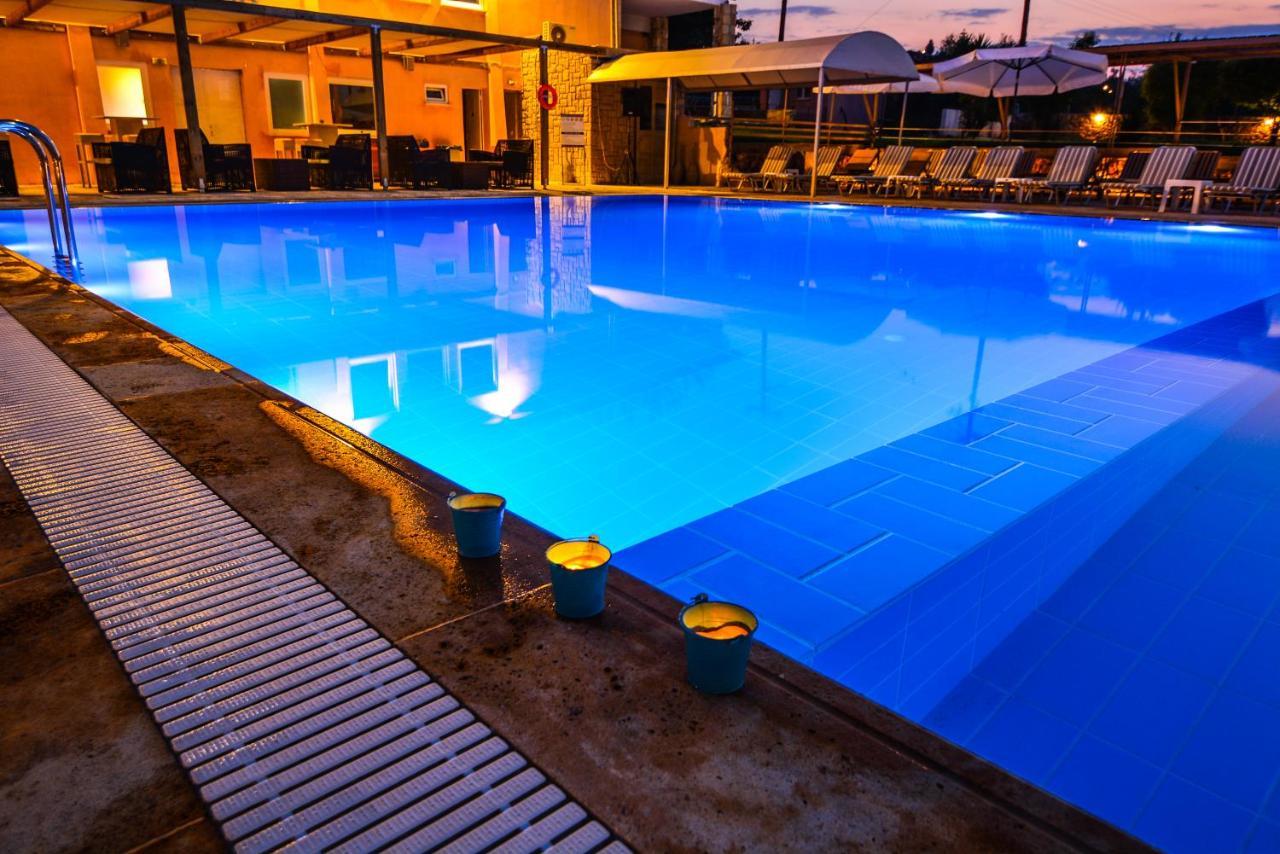 Aqua Mare Resort Melíssion エクステリア 写真