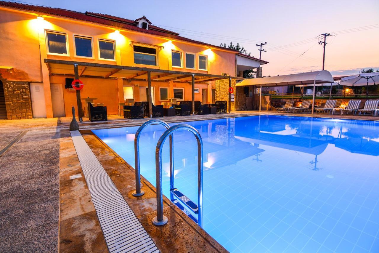 Aqua Mare Resort Melíssion エクステリア 写真