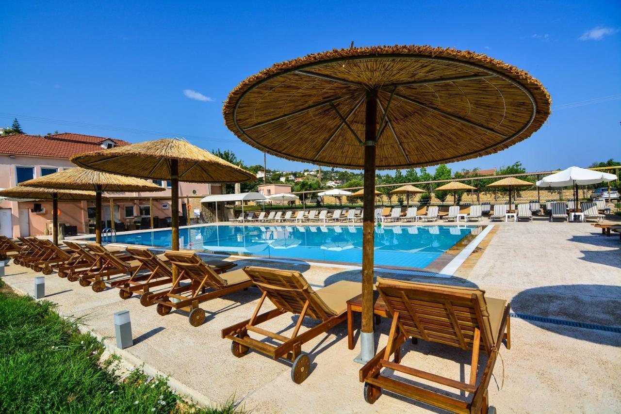 Aqua Mare Resort Melíssion エクステリア 写真